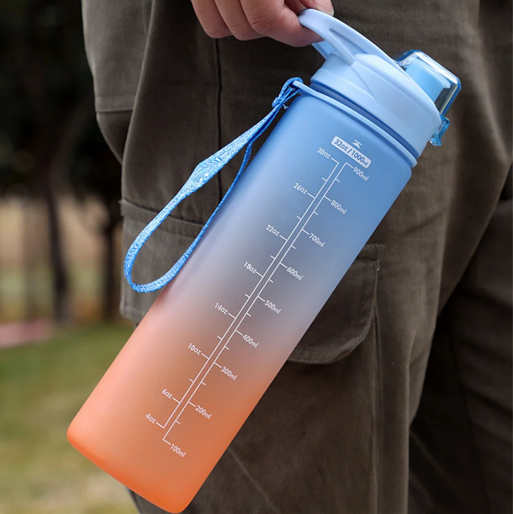 Sticla de apa cu pai, UBX, stikere amuzante, sistem de blocare capac, 1000 ml, marcator de timp cu mesaje, fara BPA, maner rezistent, 25x6.5 cm, albastru-portocaliu