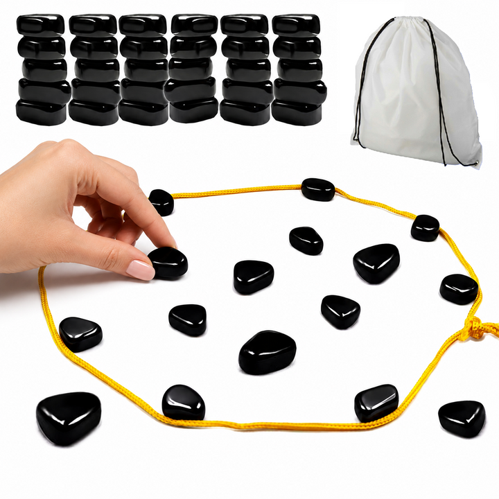 Joc de strategie magnetic, Zola, 30 pietre magnetice, 1-4 jucatori, snur si saculet depozitare
