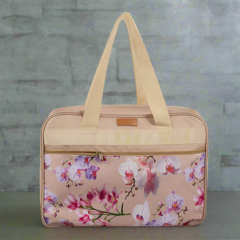 Geanta multifunctionala voiaj, Zola, material impermeabil poliester 600D, 24 l, curea de mana sau de umar, ideala pentru avion, 40x30x20cm, crem cu flori