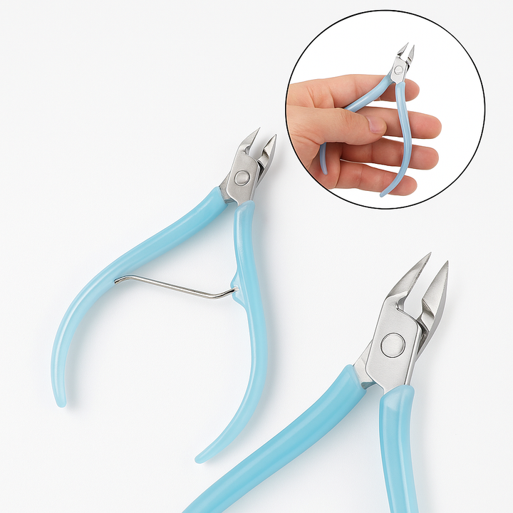 Cleste pentru indepartarea cuticulelor, UBX, otel inoxidabil si plastic, 9.5 x 6 cm, bleu