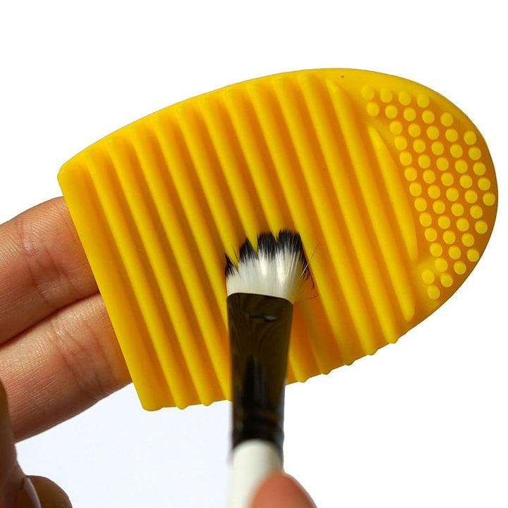 Accesoriu din silicon, UBX®, pentru curatarea pensulelor machiaj, 7x5x3cm, galben
