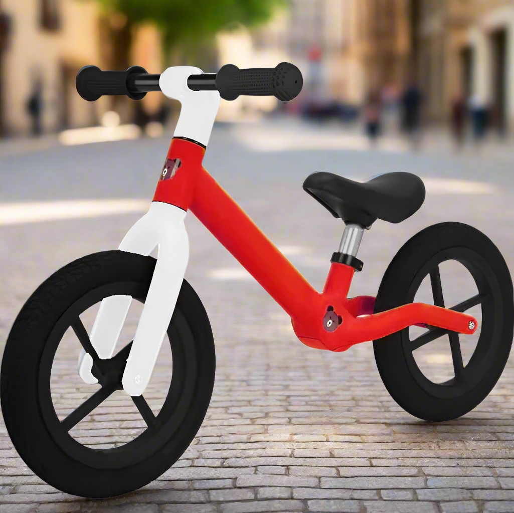 Bicicleta de echilibru fara pedale, Zola, usoara, pentru copii, cadru din PP, anvelope fara camera, greutate suportata 25 kg, sa si manere moi, 37 x 50 x 86 cm, rosu cu alb