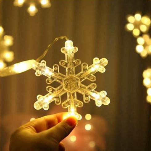 Instalatie de Craciun, Zola®, perdea curgatoare cu franjuri inegale cu luna si stele,  138 leduri, lumina alba calda , impermeabilitate IP44, lungime totala 570 cm, 230V