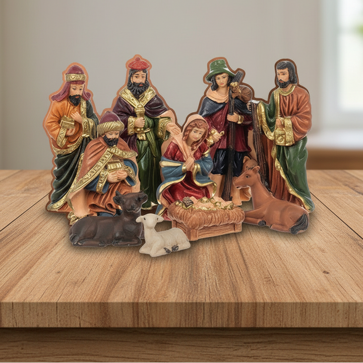 Set 10 figuine de Craciun, Zola, Nasterea Domnului, rasina, detalii realiste, multicolore