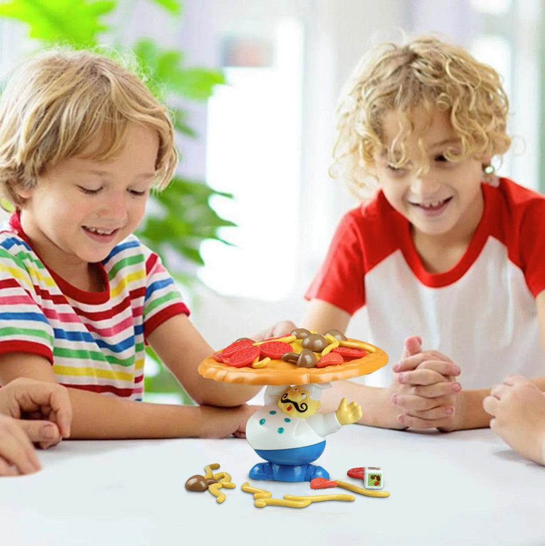 Joc de familie, Zola®, micul pizzer, placinta pizza, 8 ciuperci ,8 ardei , 8 bucati salam , 8 rosii , 24 x 18 cm