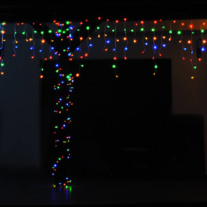 Instalatie de Craciun, Zola®, perdea curgatoare cu franjuri inegale, 300 leduri, multicolora, impermeabilitate IP44, lungime totala 22.65 m, 230V