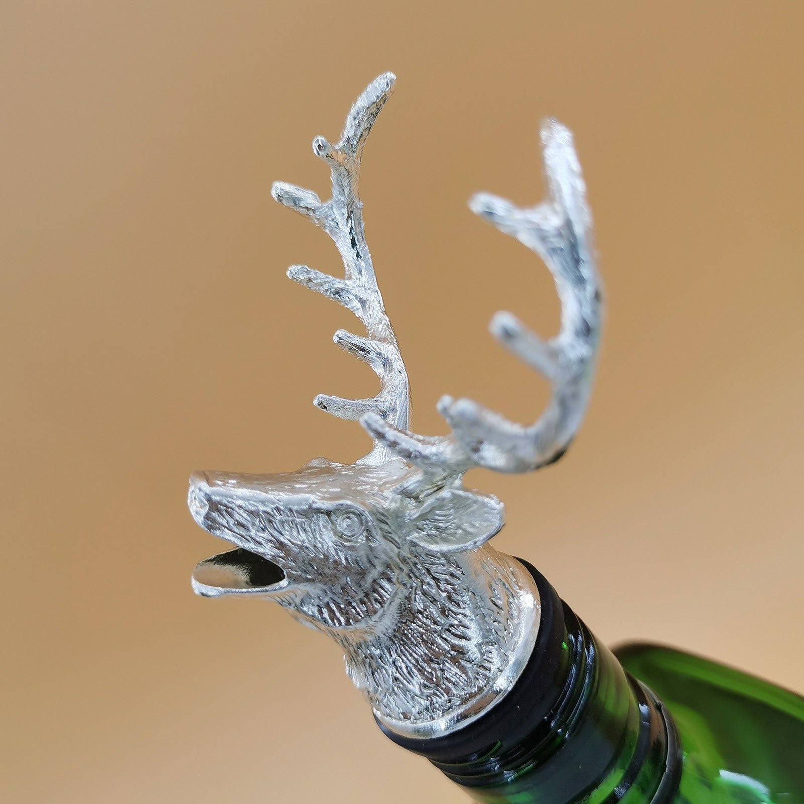 Aerator sticle de vin, Zola, in forma de cerb, inaltime 10 cm, din otel inoxidabil, argintiu