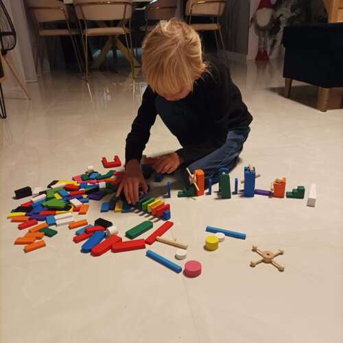 Set domino din lemn Zola®, multicolore, 360 piese, jucarie excelenta pentru micutii constructori cu multa rabdare