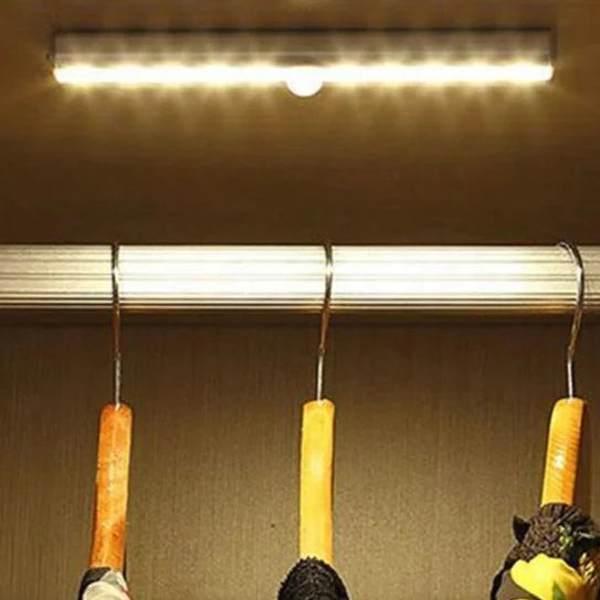 Lampa LED cu senzor de miscare, Zola®, pentru dulapuri, 10 LED-uri, 1W, 19x3x1.7 cm, alba