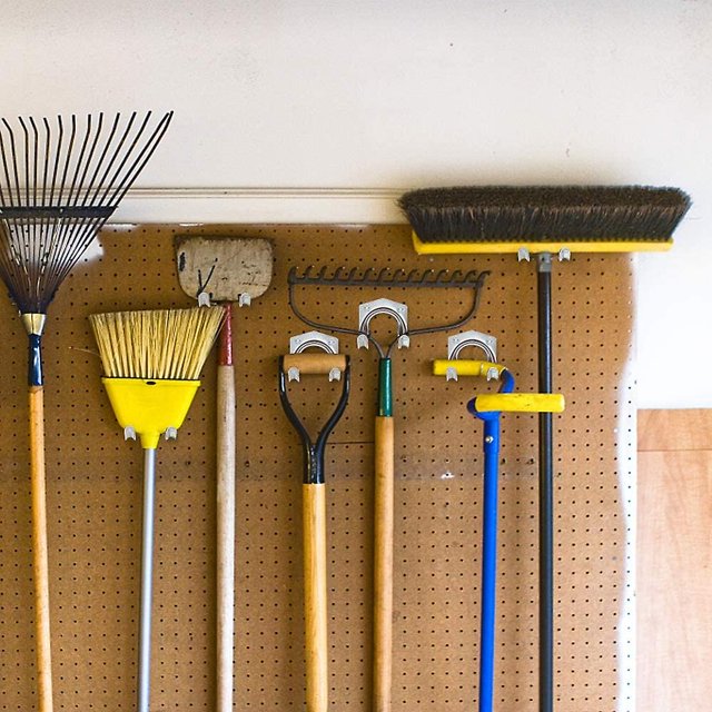 6f012229d5b23d8a50573a1c0198f2cb